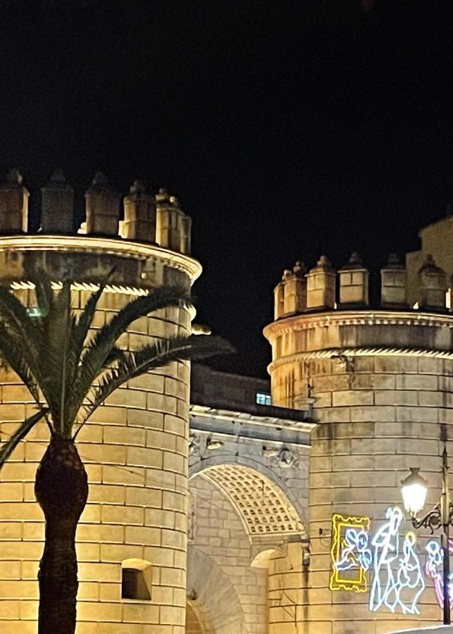 Alojamientos Puerta Palma Con Vistas Y Parking Badajoz Exterior foto
