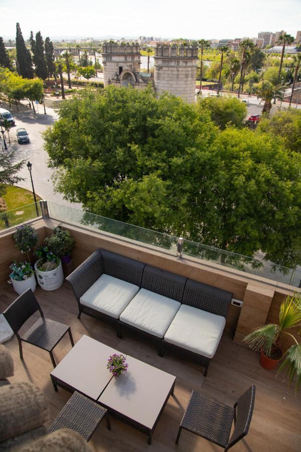 Alojamientos Puerta Palma Con Vistas Y Parking Badajoz Exterior foto