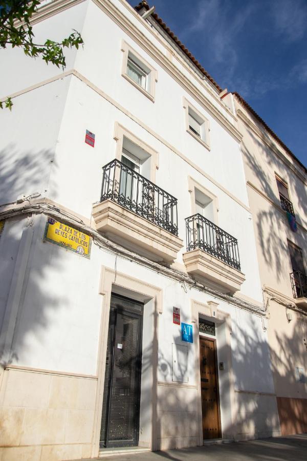 Alojamientos Puerta Palma Con Vistas Y Parking Badajoz Exterior foto